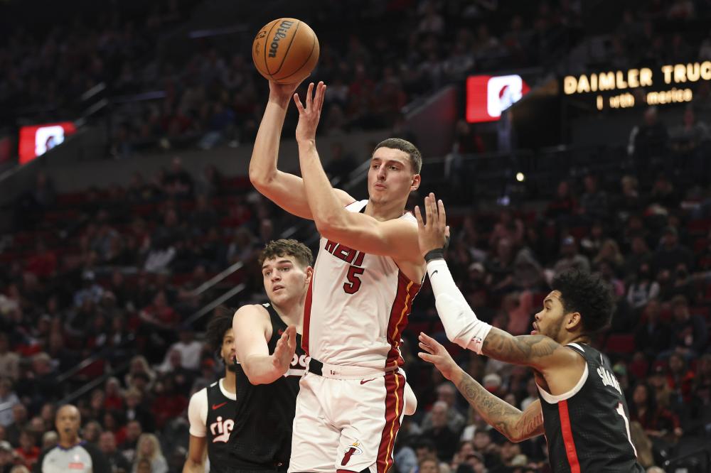 并探讨各队 并探讨各队