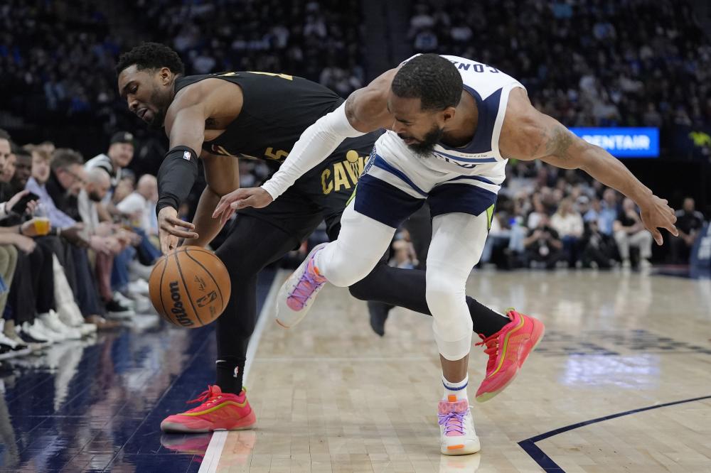 更得益于他 更得益于他