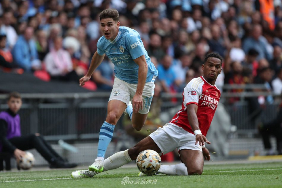 他通过详细 他通过详细